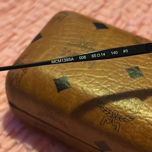 MCM SUNGLASSES LIKE NEW - Picture 5 of 7